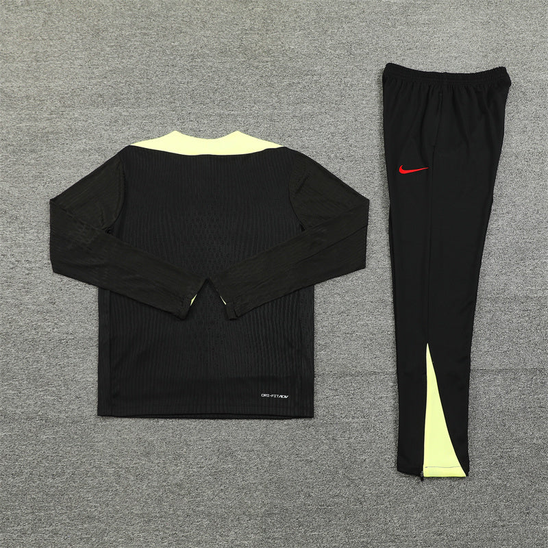Liverpool 25/26 Black and Yellow Tracksuit